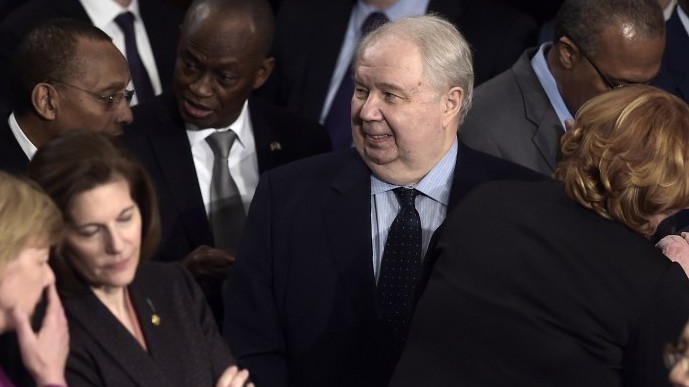 Russian Ambassador to the US Sergey Kislyak, center, arrives before US President Donald Trump addresses a joint session of the US Congress in Washington, DC, February 28, 2017 (AFP/Brendan Smialowski)