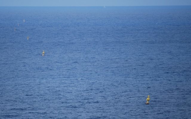Buoys marking the border between Israel and Lebanon. (CC BY Chadica, Flickr)