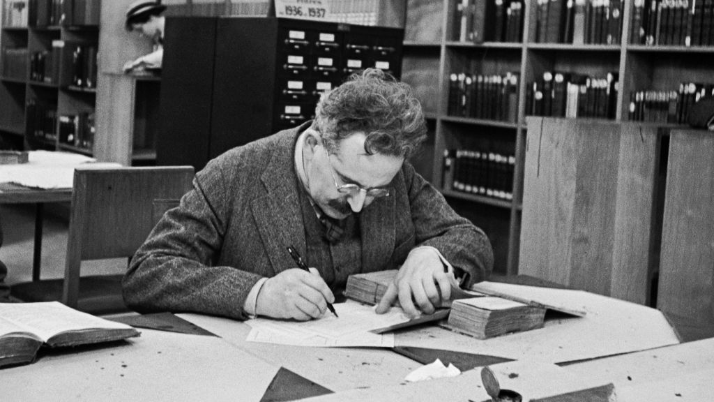 Walter Benjamin alla BibliothèqueNationaledi Parigi nel 1937, Foto: ©
