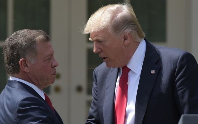 US President Donald Trump and Jordan's King Abdullah II shake hands during a news conference in the Rose Garden of the White House in Washington, Wednesday, April 5, 2017. (AP Photo/Susan Walsh)