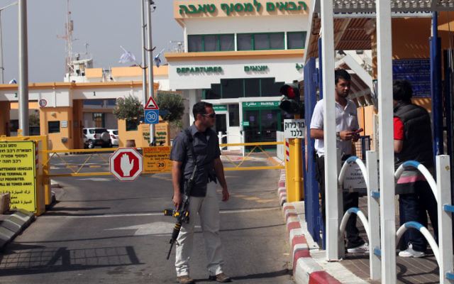 Illustrative photo of the Taba border crossing between the Israel and Egypt, April 17, 2010. (Yossi Zamir/Flash90)