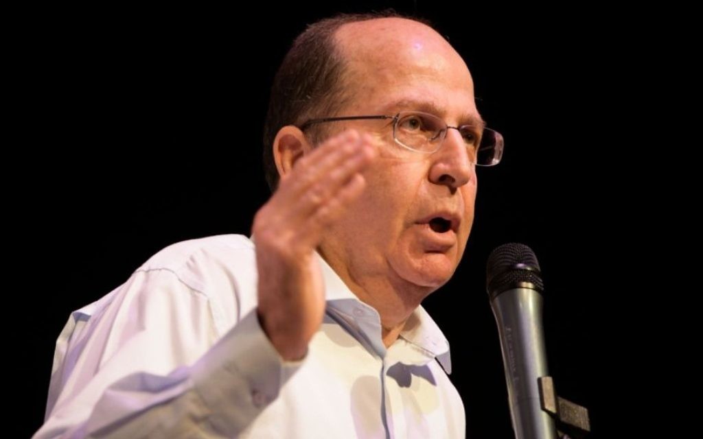 Former defense minister Moshe Ya'alon speaks during the Gush Katif conference at the Tel Aviv Museum on March 23, 2017. (Yossi Zeliger/Flash90)