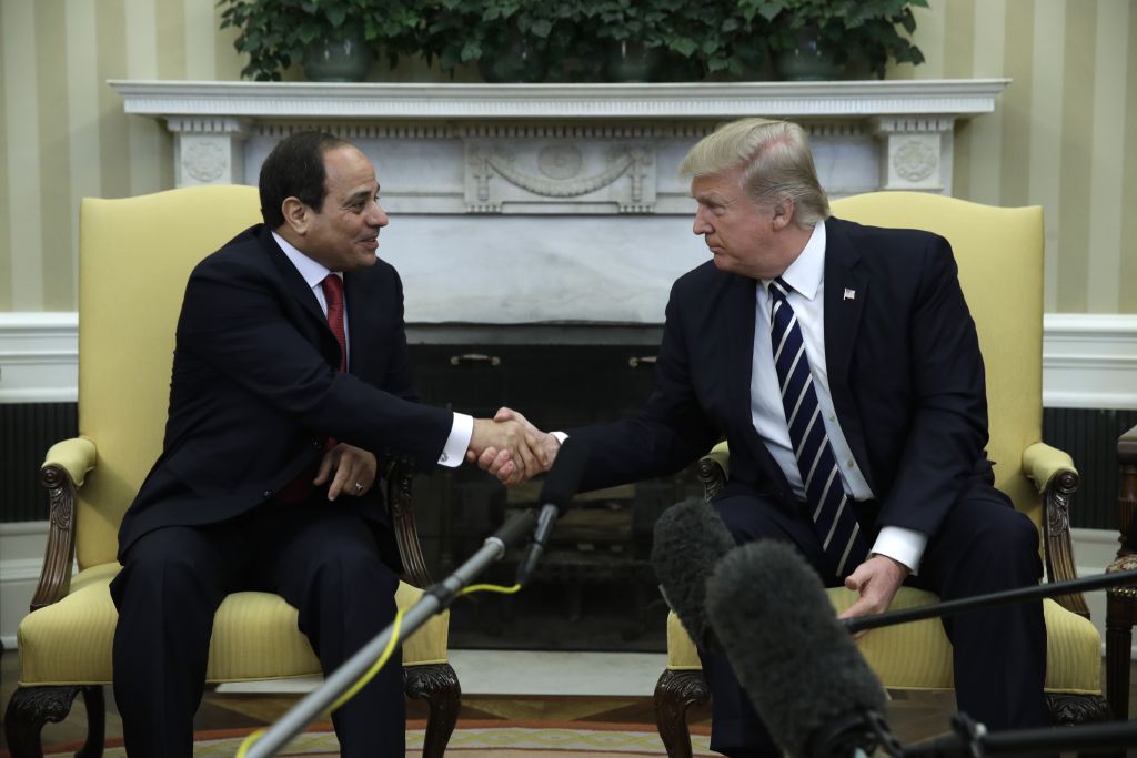 President Donald Trump shakes hands with Egyptian President Abdel Fattah al-Sissi in the Oval Office of the White House in Washington, Monday, April, 3, 2017. (AP Photo/Evan Vucci)