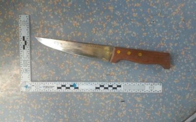 A knife used in a stabbing attack on the Jerusalem light rail near IDF Square in the capital on April 14, 2017. (Israel Police)