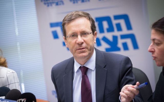 Zionist Union leader MK Isaac Herzog leads a faction meeting in the Knesset, May 15 2017. (Miriam Alster/FLASH90) 