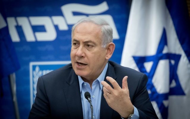 Prime Minister Benjamin Netanyahu leads a Likud faction meeting at the Knesset, May 29, 2017. (Yonatan Sindel/Flash90)