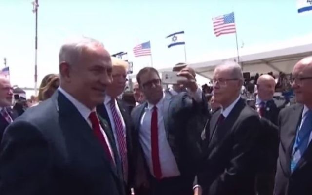 MK Oren Hazan takes a selfie with US President Donald Trump at Ben Gurion Airport on May 22, 2017 (Screenshot)