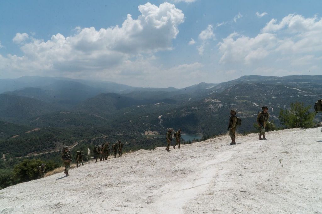 Members of the elite Egoz unit take part in an exercise in Cyprus in June 2017. (IDF Spokesperson's Unit)