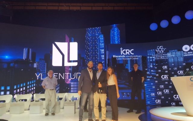 Unbotify wins the Cyberstorm Competition. From left to right: Tim Mather (PatternEx), Ofer Schreiber (YL Ventures), Yaron Oliker (Unbotify), Sharon Seemann (YL Ventures) and Roy Adar (Cyber Ark). (Courtesy YL Ventures)
