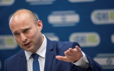 Education Minister Naftali Bennett leads a faction meeting of his Jewish Home party at the Knesset on June 19, 2017. (Yonatan Sindel/Flash90)