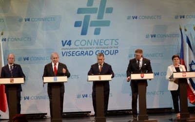 PM Netanyahu and the leaders of the Visegrad Group -- Hungary, Slovakia, Czech Republic and Poland -- in Budapest, July 19, 2017 (Haim Tzach/GPO)