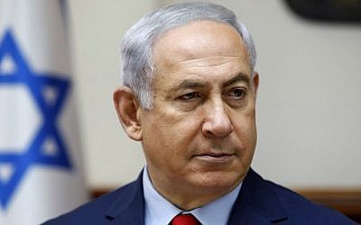 Prime Minister Benjamin Netanyahu attends the weekly cabinet meeting at his office in Jerusalem on August 6, 2017. (AFP PHOTO / AFP PHOTO AND POOL / GALI TIBBON)
