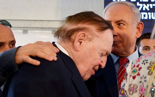 American businessman and investor Sheldon Adelson, left, with Prime Minister Benjamin Netanyahu at a cornerstone laying ceremony for the Medicine Faculty buildings at Ariel University in the West Bank, June 28, 2017. (Ben Dori/Flash90)