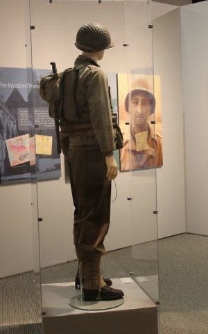 A WWII military uniform on display at the Holocaust Center in Farmington Hills, Michigan. (Courtesy of Stern)
