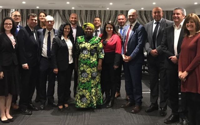 Israeli lawmakers and South African Jewish leaders meet with ANC party official and African Union chairwoman Nkosazana Dlamini-Zuma, center, in Johannesburg on August 14, 2017. (Embassy of Israel in South Africa)