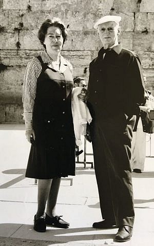 Fritzi and Otto in Jerusalem, 1967. (Courtesy)