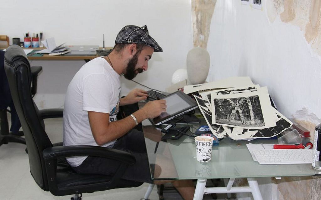 Programs at Alliance House help young designers who want to open small businesses. (Shmuel Bar-Am)