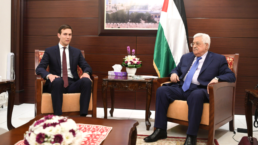 Senior White House adviser Jared Kushner (L) meets with Palestinian Authority President Mahmoud Abbas in Ramallah on August 24, 2017. (courtesy, WAFA) 