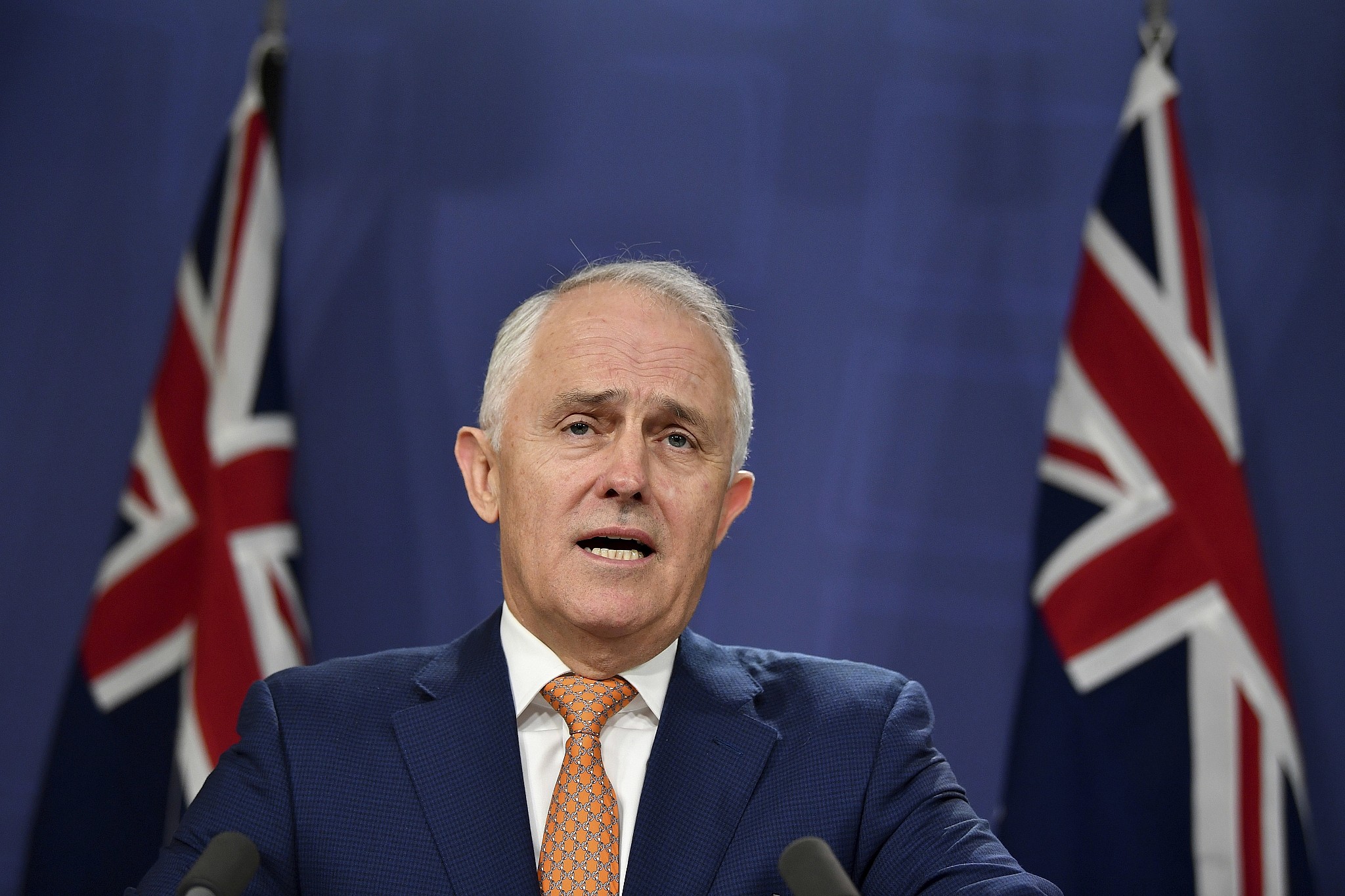 Aussie PM backs Australia's first female prime minister r