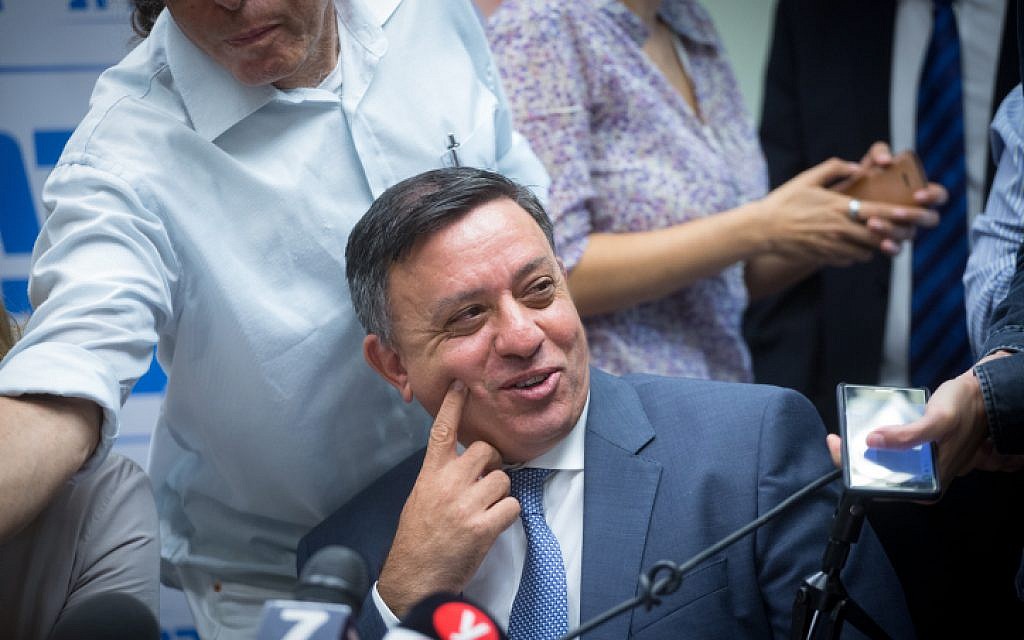 Head of the Zionist Union party Avi Gabbay leads a faction meeting at the Knesset on October 23, 2017. (Miriam Alster/Flash90)