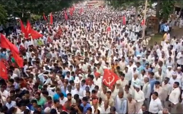 Members of All India Kisan Sabha (AIKS) attend a rally in Rajasthan in September 2017. (Screen capture: YouTube)