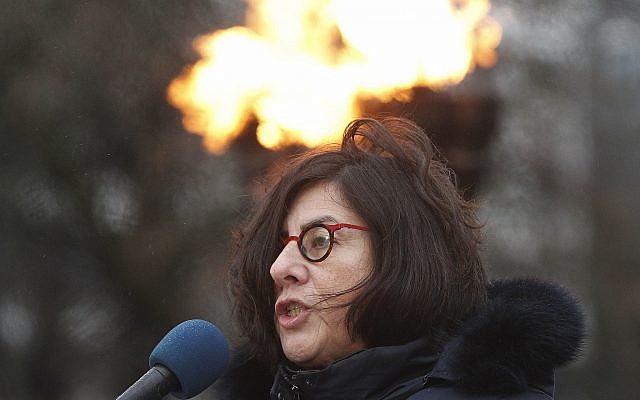 Israeli Ambassador to Poland, Anna Azari, speaks during a ceremony marking the 13th International Day of Commemoration in Memory of the victims of the Holocaust, at the Monument to the Heroes of the Warsaw Ghetto in Warsaw, Poland, on January 29, 2018. (AP Photo/Czarek Sokolowski)