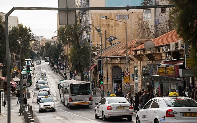 A view of King George Street in downtown Jerusalem on November 26, 2015 (Elon Kenig/Flash90)