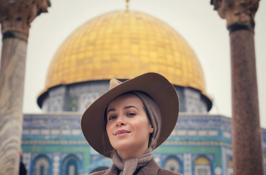 Hundreds Unfollow Dutch Actress For Vacationing In Israel The Times Of Israel