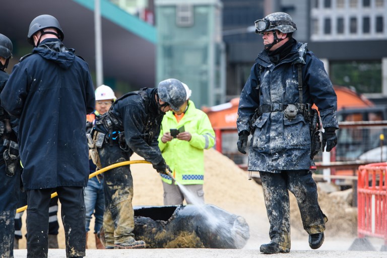 Wwii Bomb Defused In Hong Kong After Thousands Evacuated The Times Of Israel