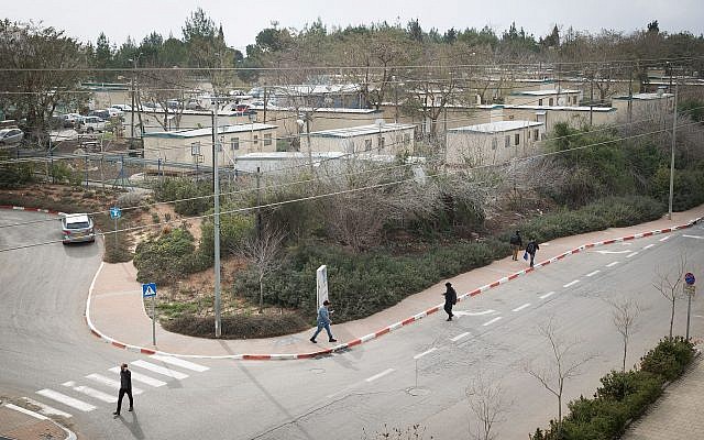 Students are seen walking at the Ariel University campus in the West Bank settlement of Ariel on January 25, 2017. (Sebi Berens/Flash90)