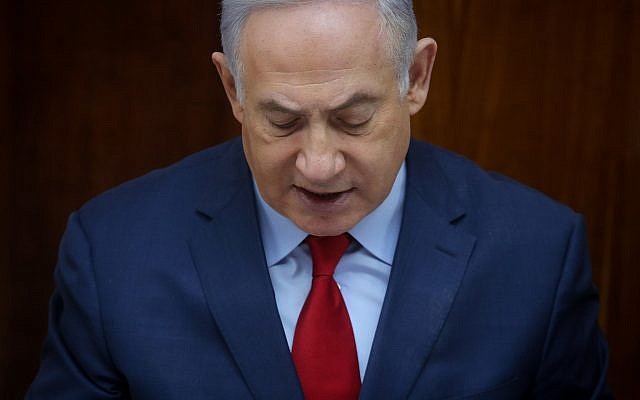 Prime Minister Benjamin Netanyahu leads the weekly cabinet meeting at the Prime Minister's Office in Jerusalem on March 11, 2018. (Marc Israel Sellem/Pool)