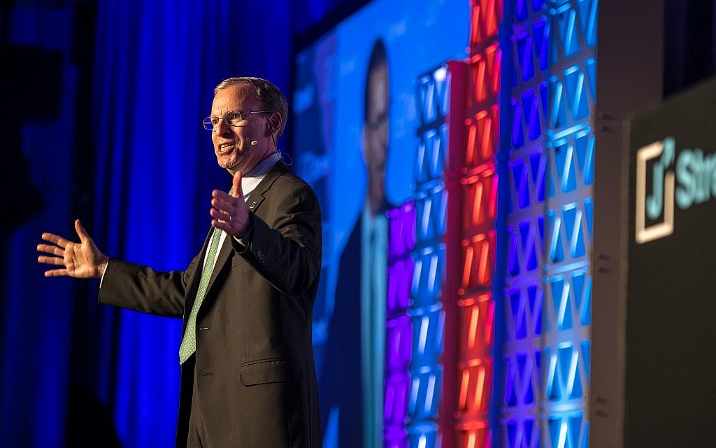J Street Executive Director Jeremy Ben-Ami addressing the group’s annual national conference in Washington on April 15, 2018. (Courtesy, J Street)