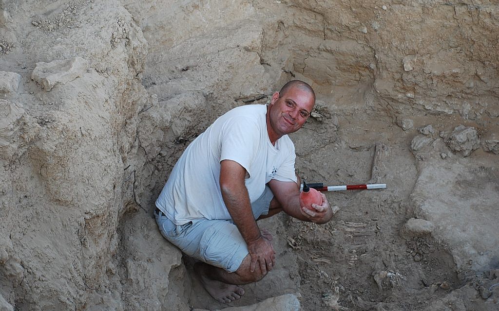 Prof. Guy Bar-Oz, head of the Laboratory of Archaeozoology at the Zinman Institute of Archaeology at the University of Haifa at a donkey burial excavation in the Negev. (courtesy)