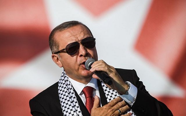 Turkish President Recep Tayyip Erdogan addresses a protest rally against Israel in Istanbul on May 18, 2018. (OZAN KOSE/AFP)