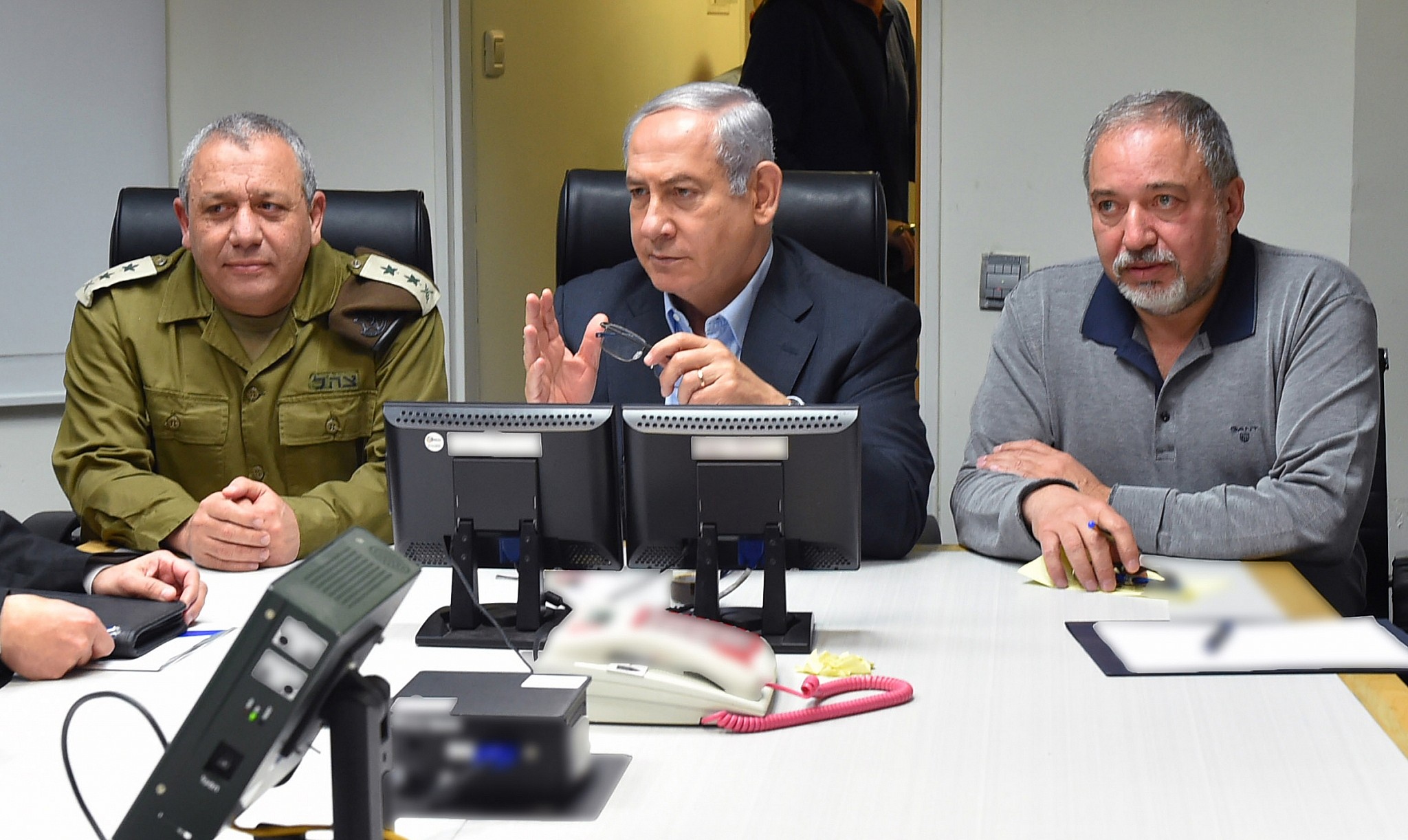 Israel S Security Cabinet Now Holds Its Meetings In An Underground