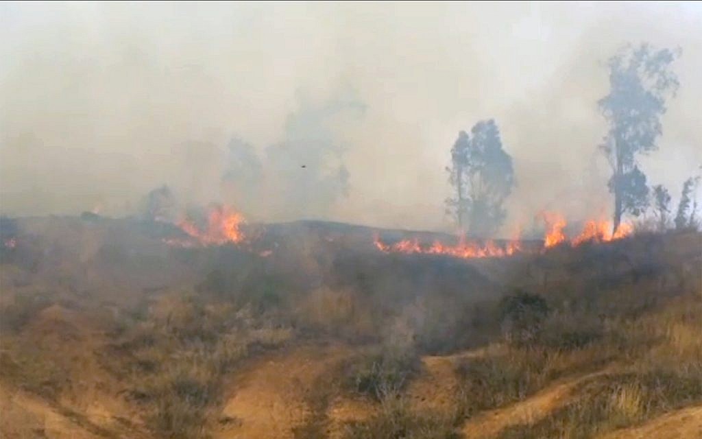 Palestinian ‘fire kite’ sparks massive blaze in Israeli fields along Gaza border
