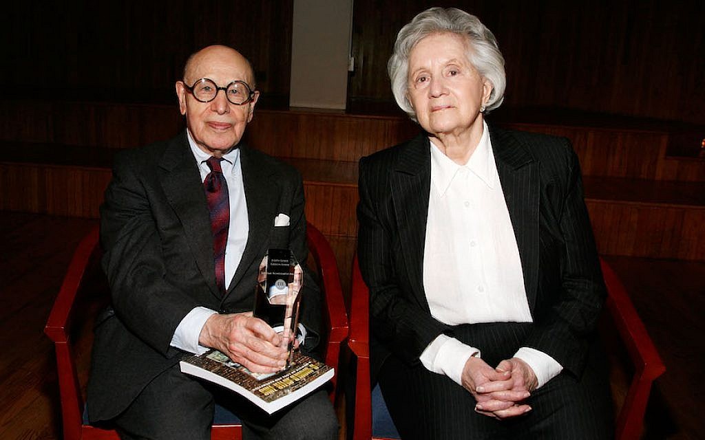 Judith Leiber Dead at 97; Designer Was Known for Her Sculptural