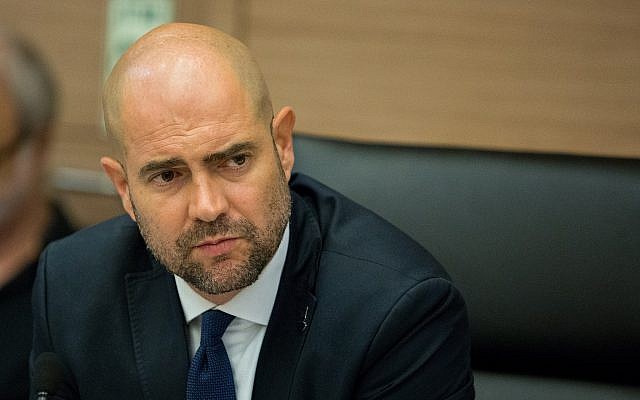 Committee chairman Amir Ohana leads the joint Knesset and Constitution Committee meeting discussing the proposed National Law, at the Knesset, on July 10, 2018. (Yonatan Sindel/Flash90)