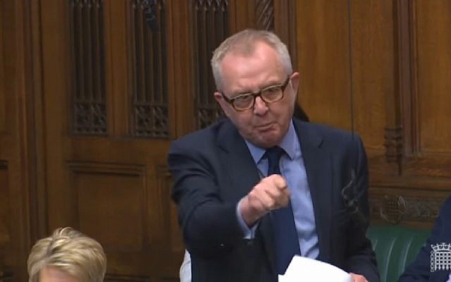 UK Labour MP Ian Austin accuses party leader Jeremy Corbyn of anti-Semitism during a Commons debate on April 17, 2018. (Screen capture: YouTube)