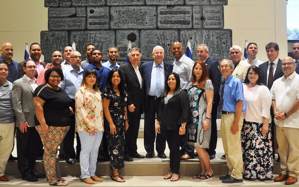 Retired Yankees pitcher Mariano Rivera in Israel on interfaith mission