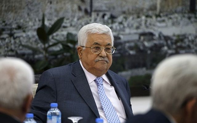Palestinian Authority President Mahmoud Abbas chairs a meeting of the Palestine Liberation Organization (PLO) Executive Committee at PA headquarters in the West Bank city of Ramallah September 15, 2018. (AFP / ABBAS MOMANI)