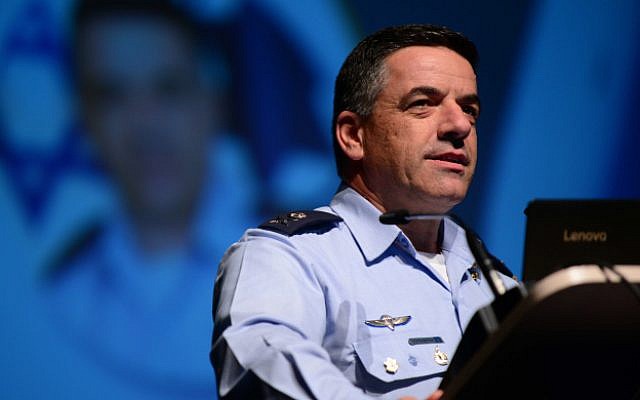 Israeli Air Force chief Maj. Gen. Amikam Norkin speaks at the Israel Aviation Conference at Airport City, May 2, 2018 (Tomer Neuberg/FLASH90)