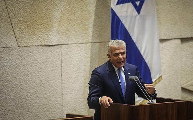 Yesh Atid chair Yair Lapid at a plenary session at the Knesset on September 17, 2018. (Flash90)