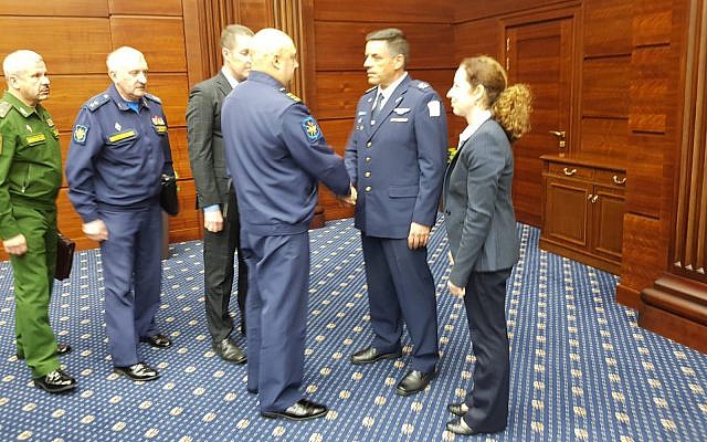 Israeli Air Force chief Amikam Norkin, center-right, meets with Russian officials in Moscow on September 20, 2018. (Israel Defense Forces)