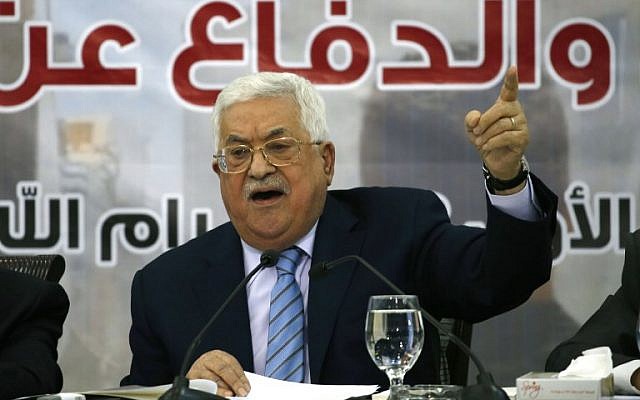 Palestinian Authority President Mahmoud Abbas speaks during a meeting with the Palestinian Central Council in the West Bank city of Ramallah on October 28, 2018. (ABBAS MOMANI / AFP)