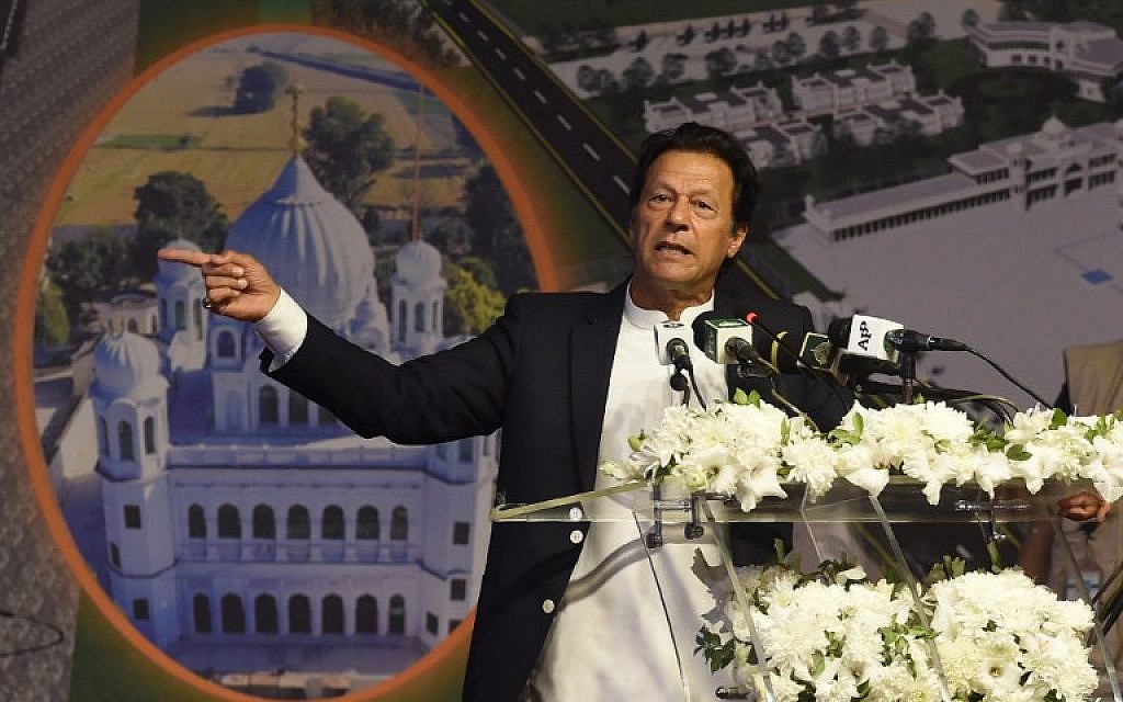 Le Premier ministre pakistanais après que son rival ait déclaré que ses enfants avaient grandi « dans les bras des Juifs »