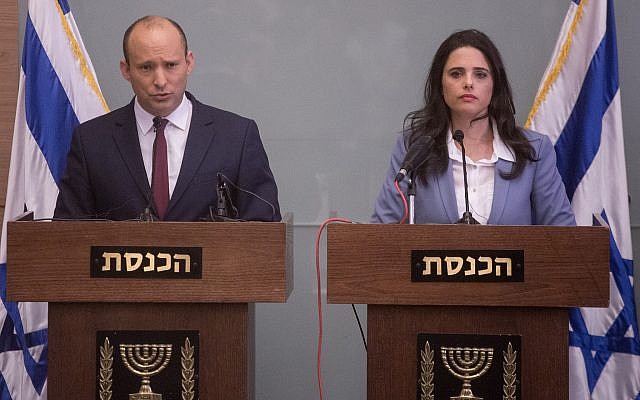 Education Minister Naftali Bennett, left, and Justice Minister Ayelet Shaked deliver a statement during a press conference in the Knesset, November 19, 2018. (Miriam Alster/Flash90)
