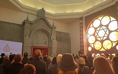 Some 1,000 guests attend the inauguration of Koenigsberg’s New Synagogue in Kaliningrad, Russia, November 8, 2018. (Cnaan Liphshiz/JTA)