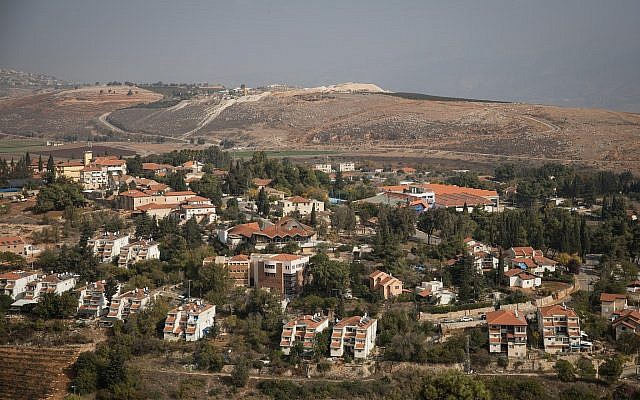 View of the northern Israeli town of Metula near the border between Israel and Lebanon, on November 19, 2017 (Hadas Parush/Flash90)