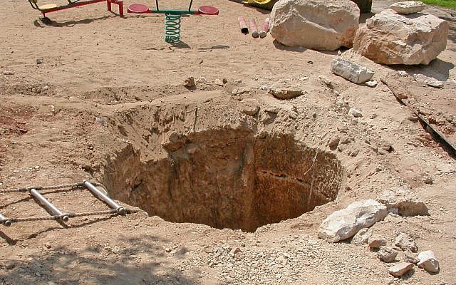 Above the surface of a Byzantine-era cistern found under a playground in Jerusalem's Katamon neighborhood, photographed in 2005. (Ofer Cohen, courtesy IAA)